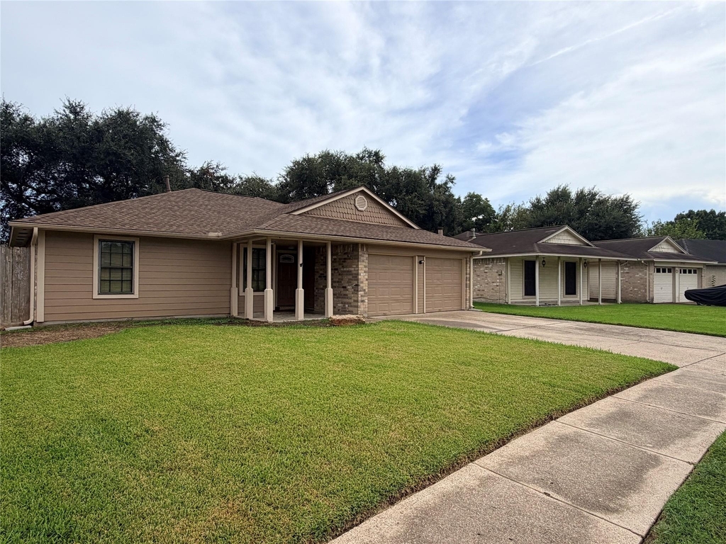 1146 Maple Creek Drive - Photo 1