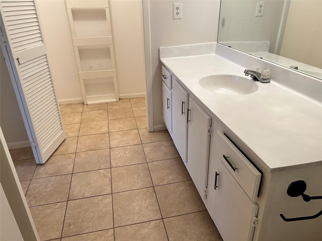 8801 Hammerly Boulevard - Photo 19