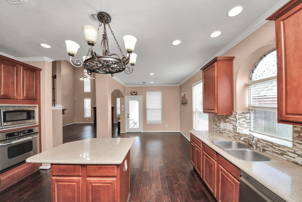8206 Purple Cornflower Trail - Photo 23