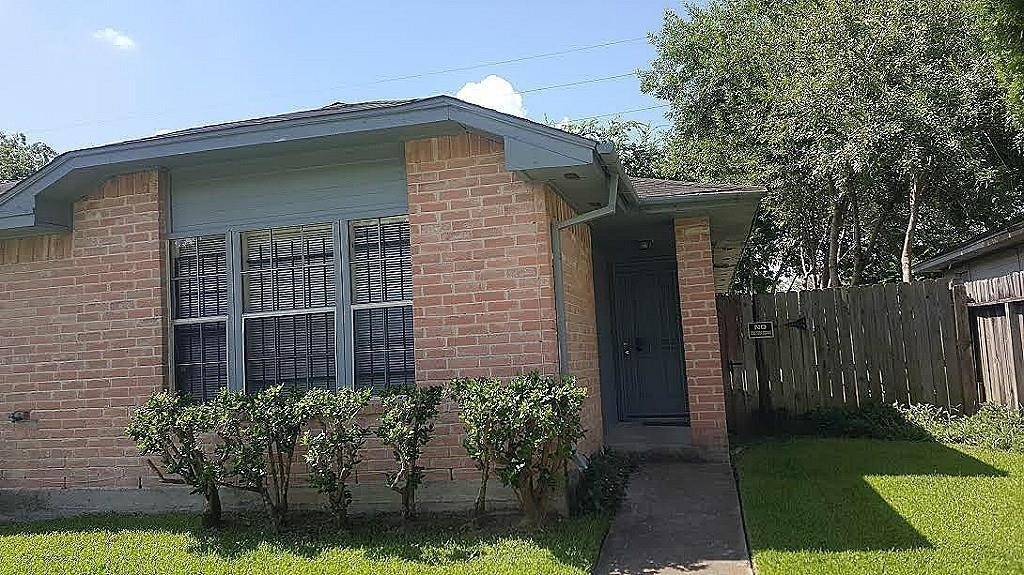 6717 Greenyard Drive - Photo 0