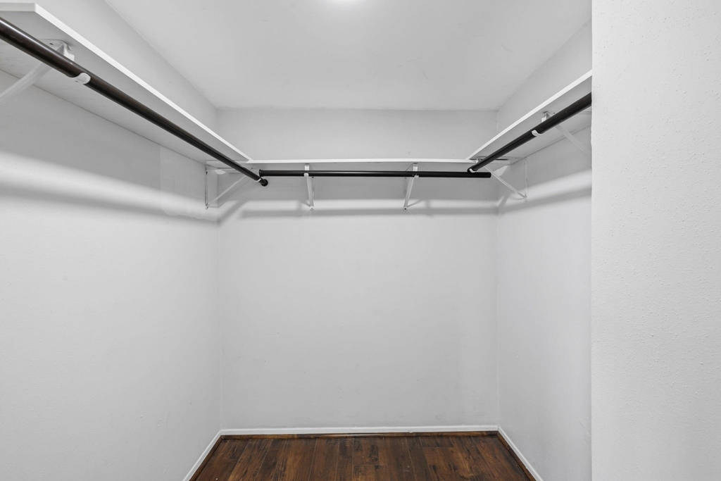 5534 Beverlyhill Street - Photo 14