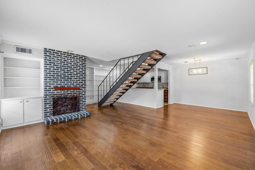 5534 Beverlyhill Street - Photo 1