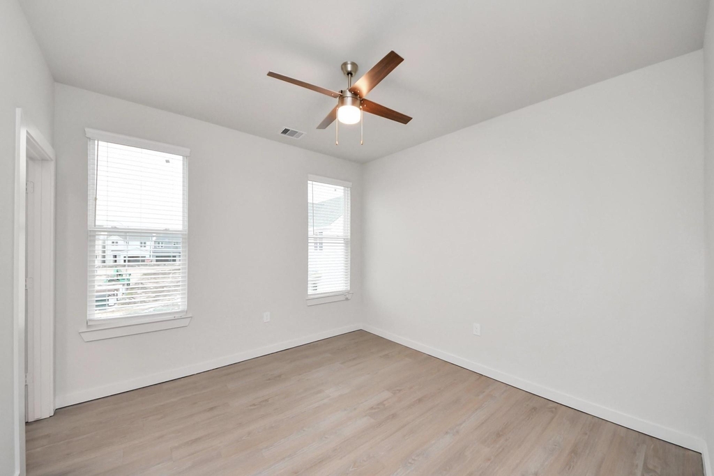 7406 Hadley Meadow Lane - Photo 24