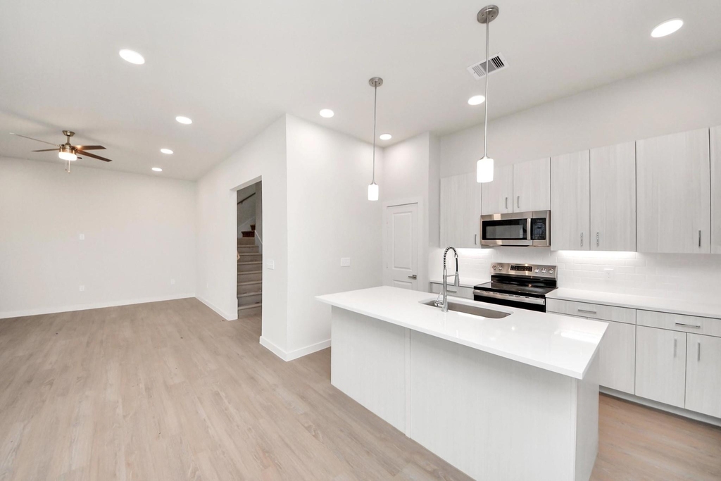 7406 Hadley Meadow Lane - Photo 14