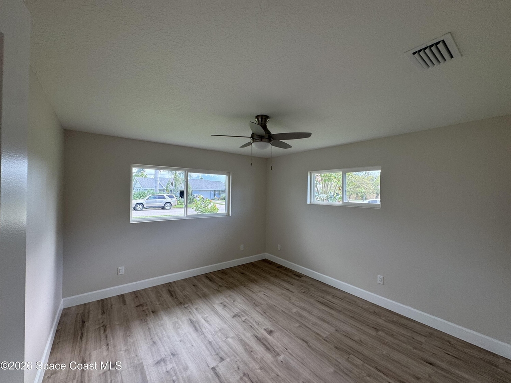 532 Sheridan Avenue - Photo 11