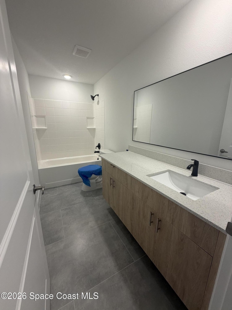 2542 Hester Avenue Se - Photo 8