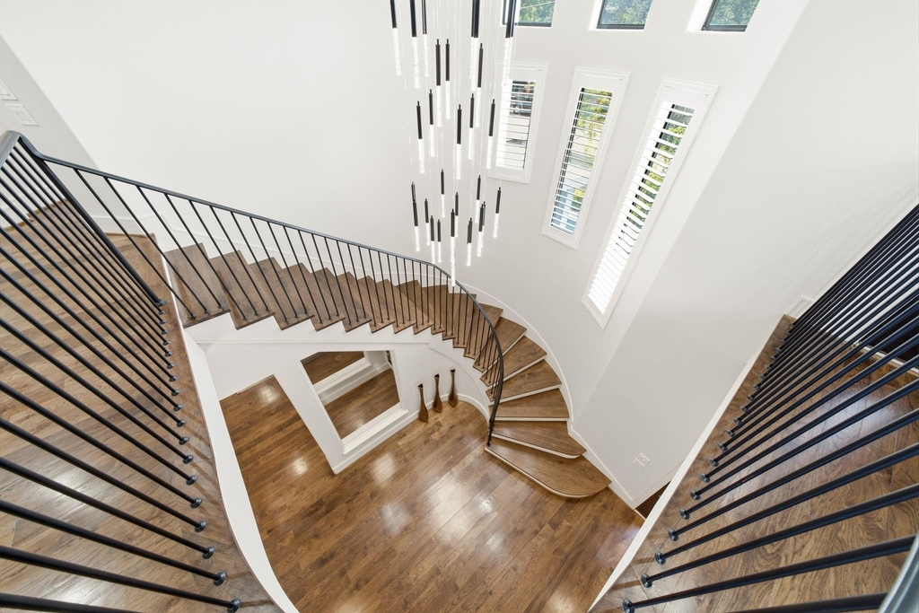 6011 Burgoyne Road - Photo 12