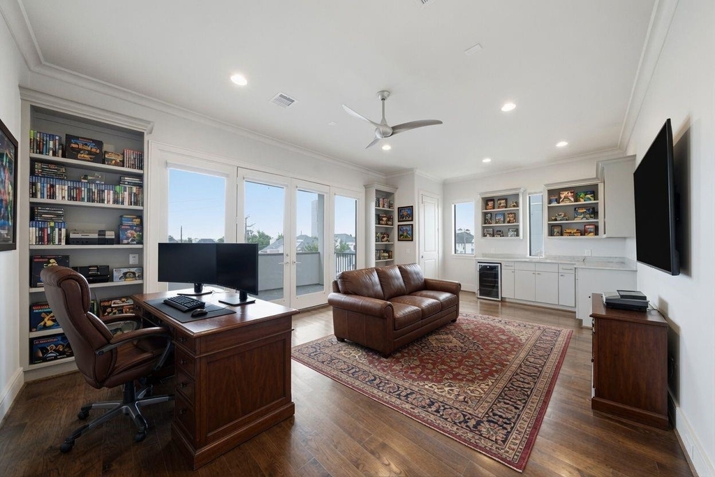 6011 Burgoyne Road - Photo 25
