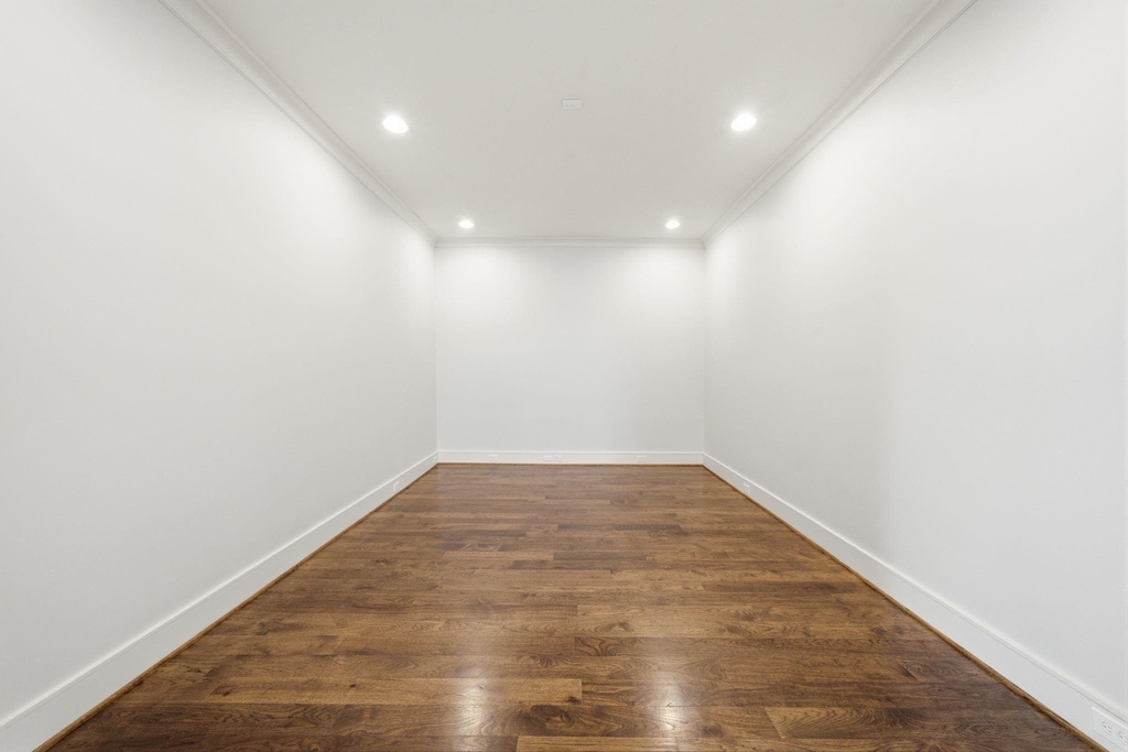 6011 Burgoyne Road - Photo 28