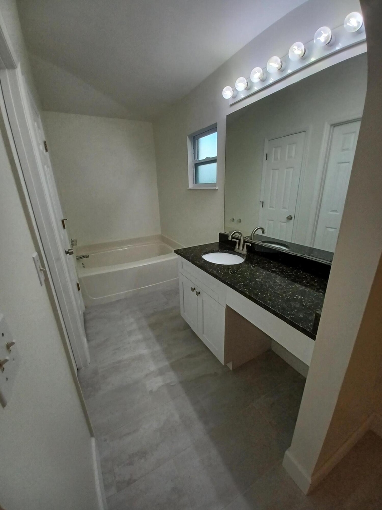 1125 White Oak Circle - Photo 13