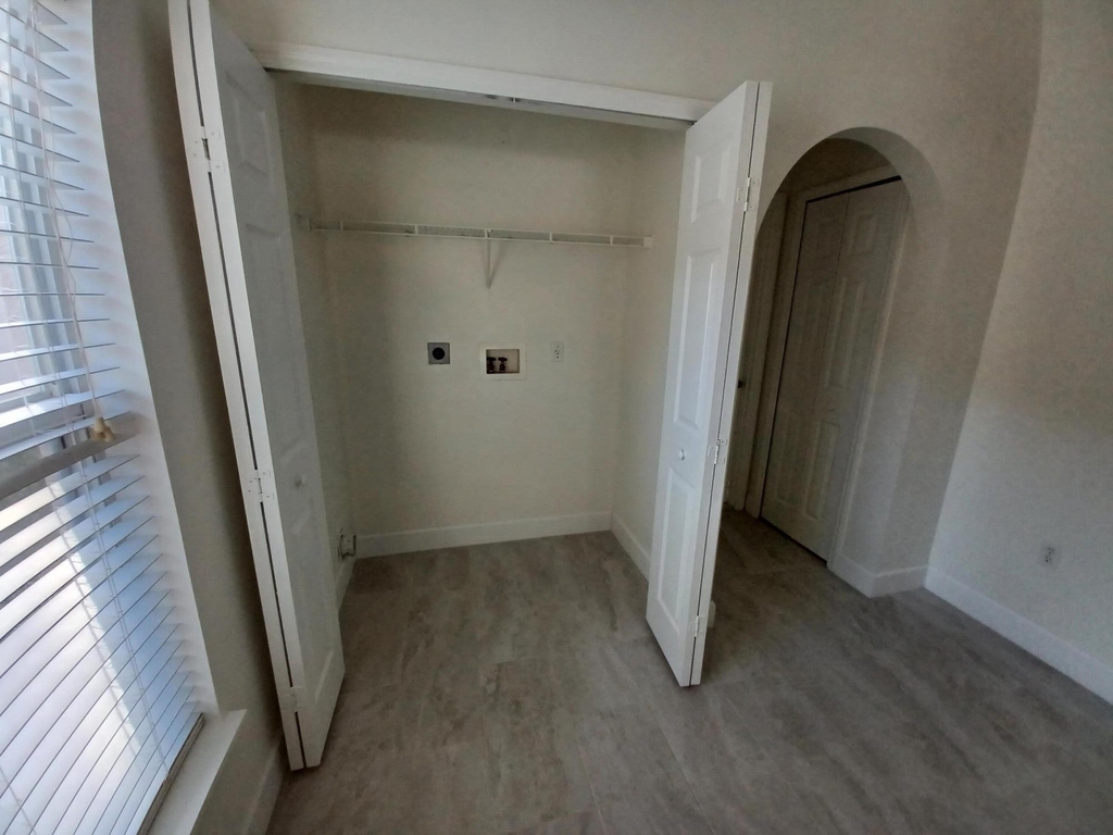 1125 White Oak Circle - Photo 9