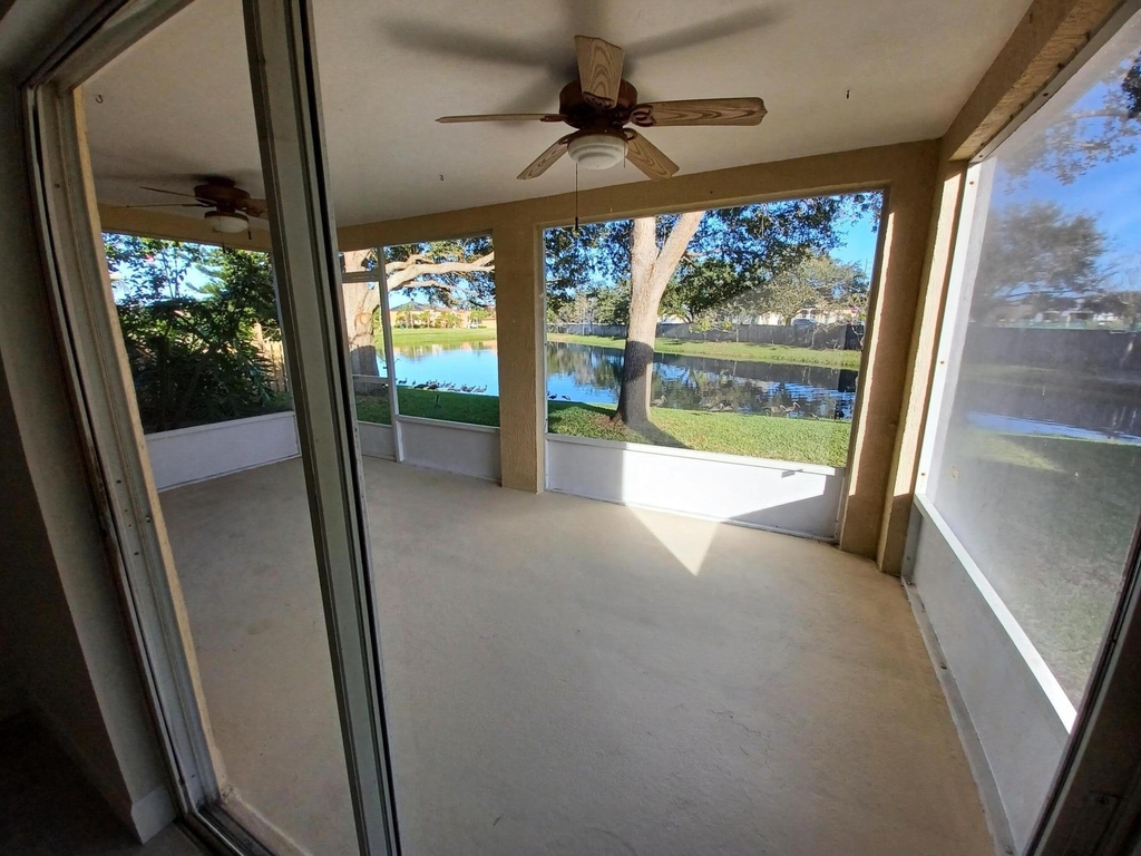 1125 White Oak Circle - Photo 10