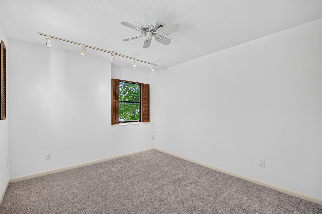 3621 Yupon Street - Photo 22