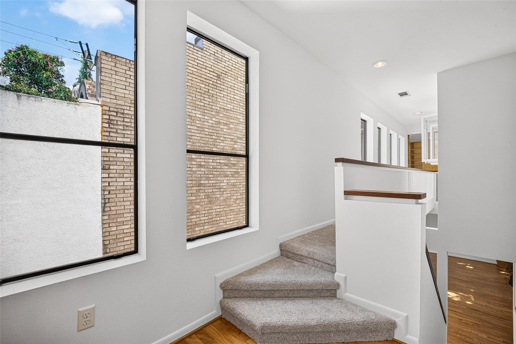 3621 Yupon Street - Photo 29