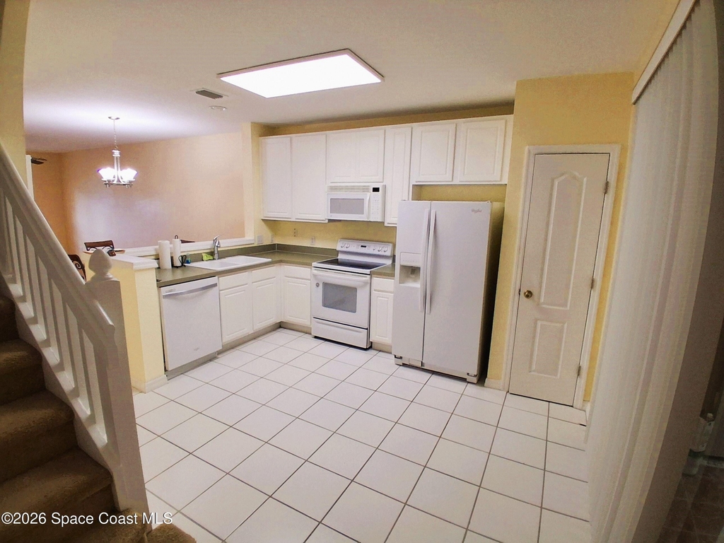 1335 Hampton Park Lane - Photo 2