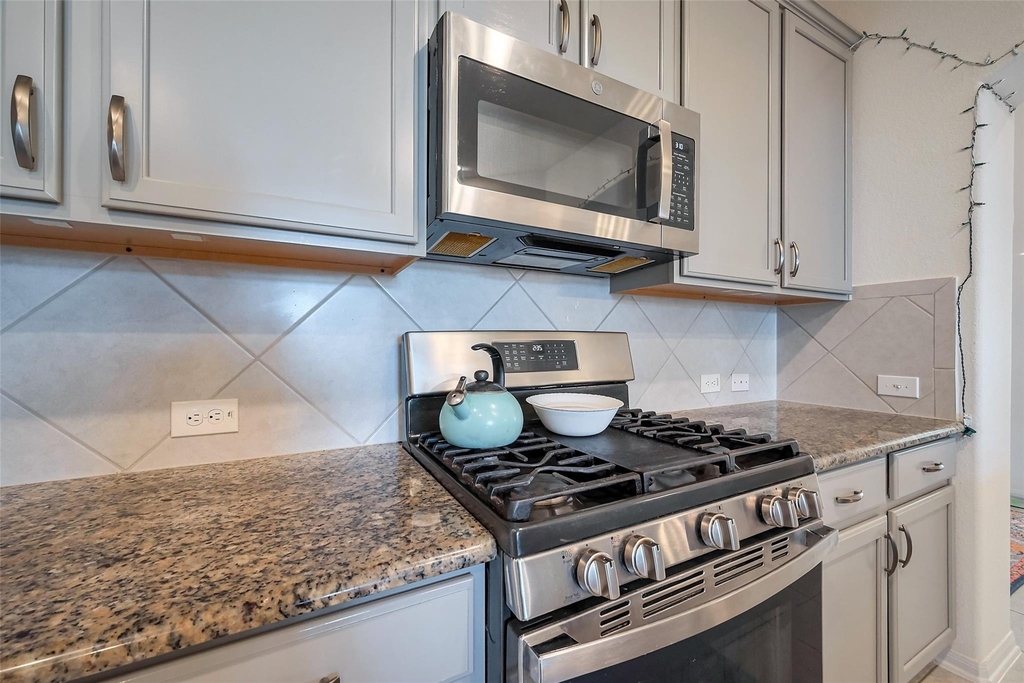 5819 Southern Rose Lane - Photo 24