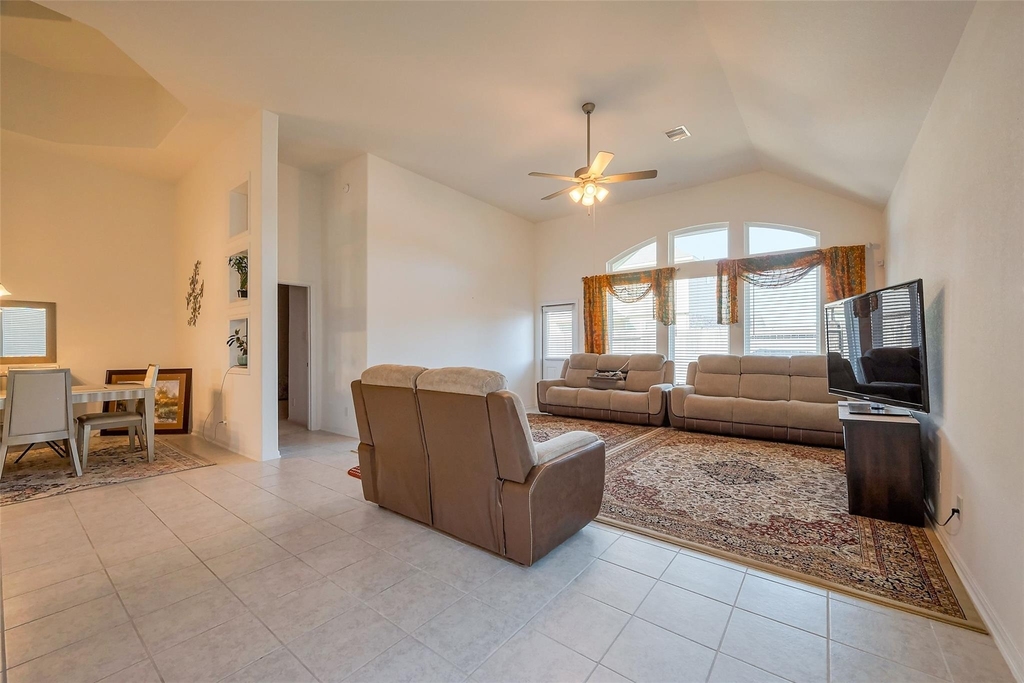 5819 Southern Rose Lane - Photo 17