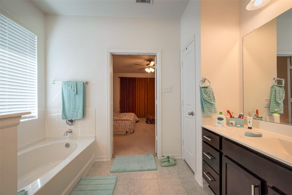 5819 Southern Rose Lane - Photo 44