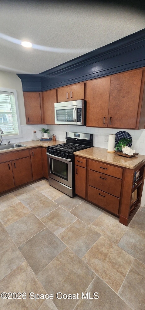 332 Polaris Drive - Photo 14