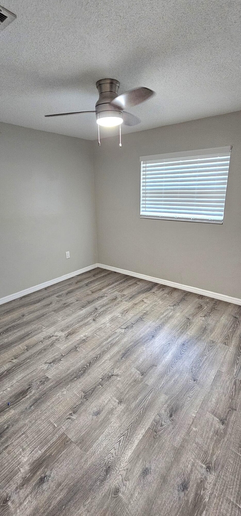 1380 Floral Lane - Photo 24