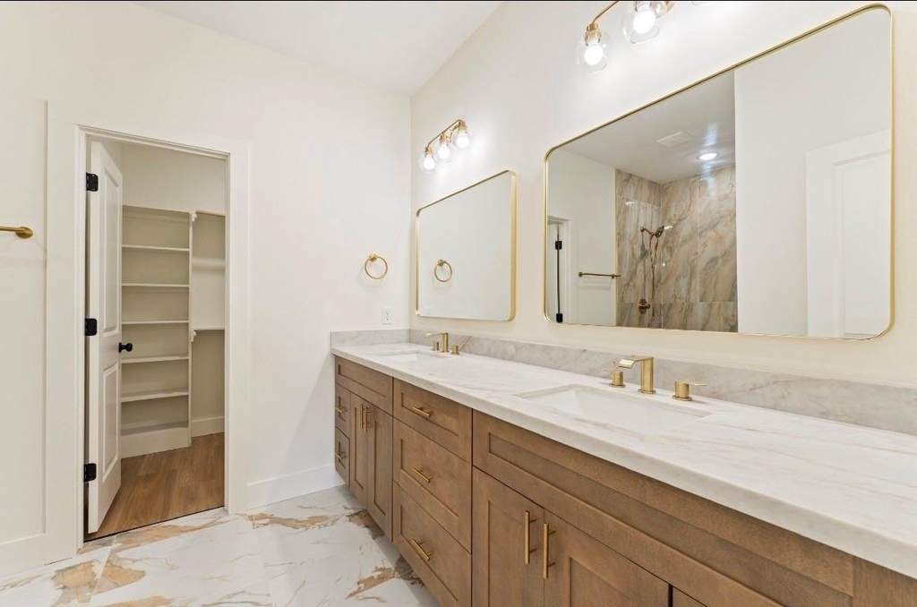 9109 Henrietta - Photo 23