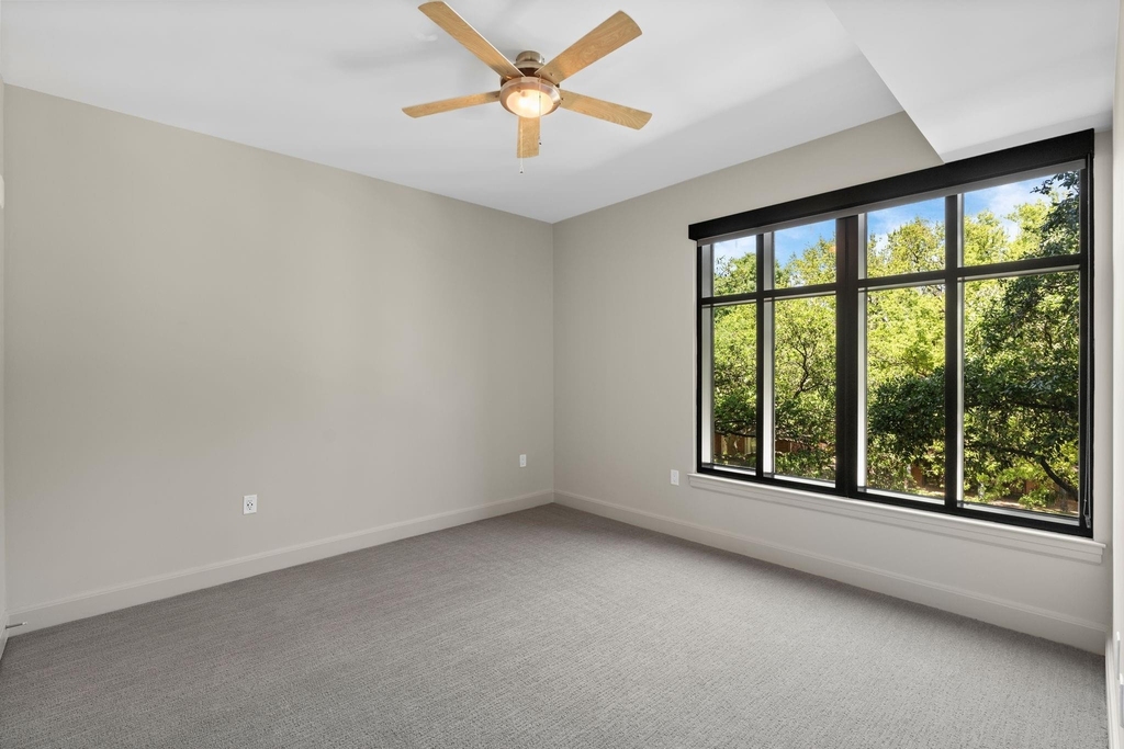 2511 Willowick Road - Photo 10