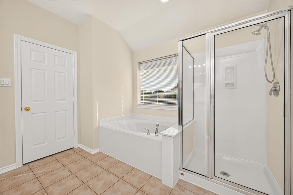 18911 Piney Bend Court - Photo 30