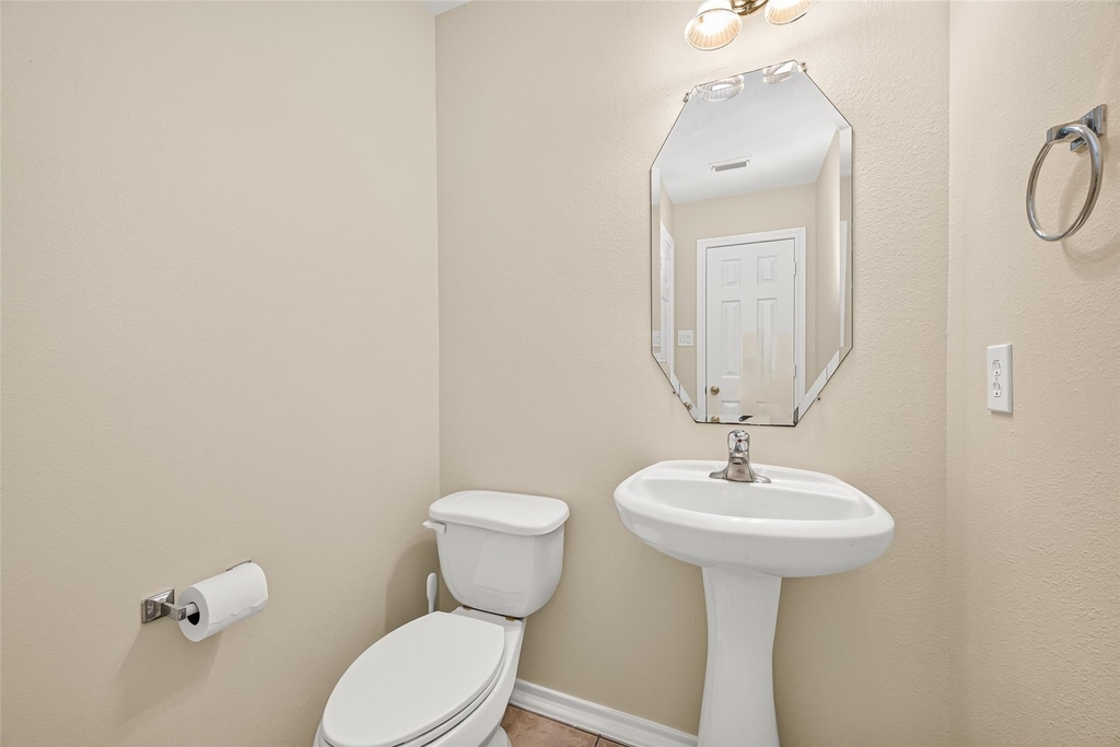 18911 Piney Bend Court - Photo 12