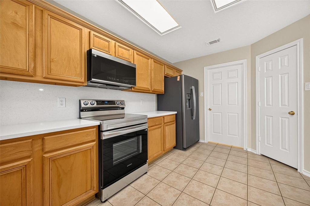 18911 Piney Bend Court - Photo 18