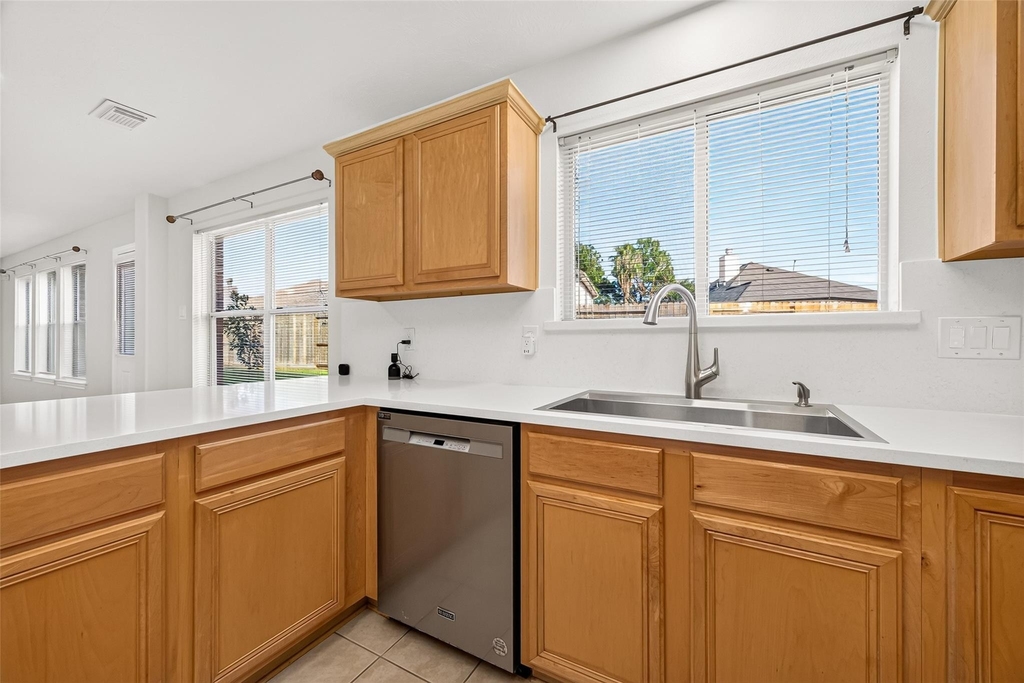 18911 Piney Bend Court - Photo 17