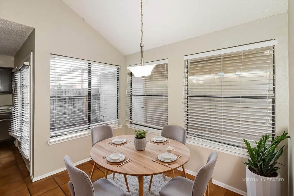 8603 Kinghaven Street - Photo 5