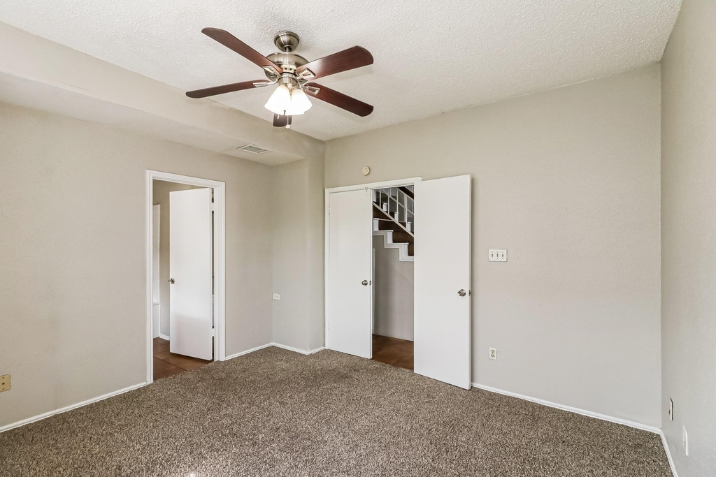 8603 Kinghaven Street - Photo 10