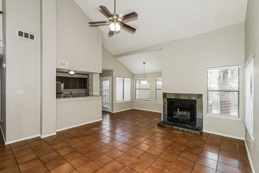 8603 Kinghaven Street - Photo 1