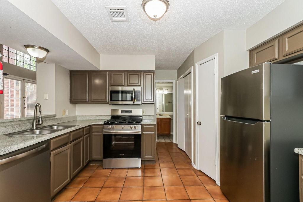 8603 Kinghaven Street - Photo 6