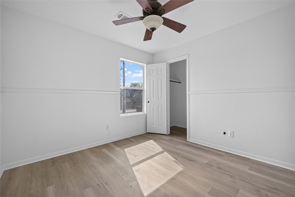 16111 Wisteria Hill Street - Photo 16