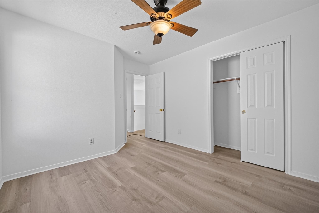 16111 Wisteria Hill Street - Photo 21