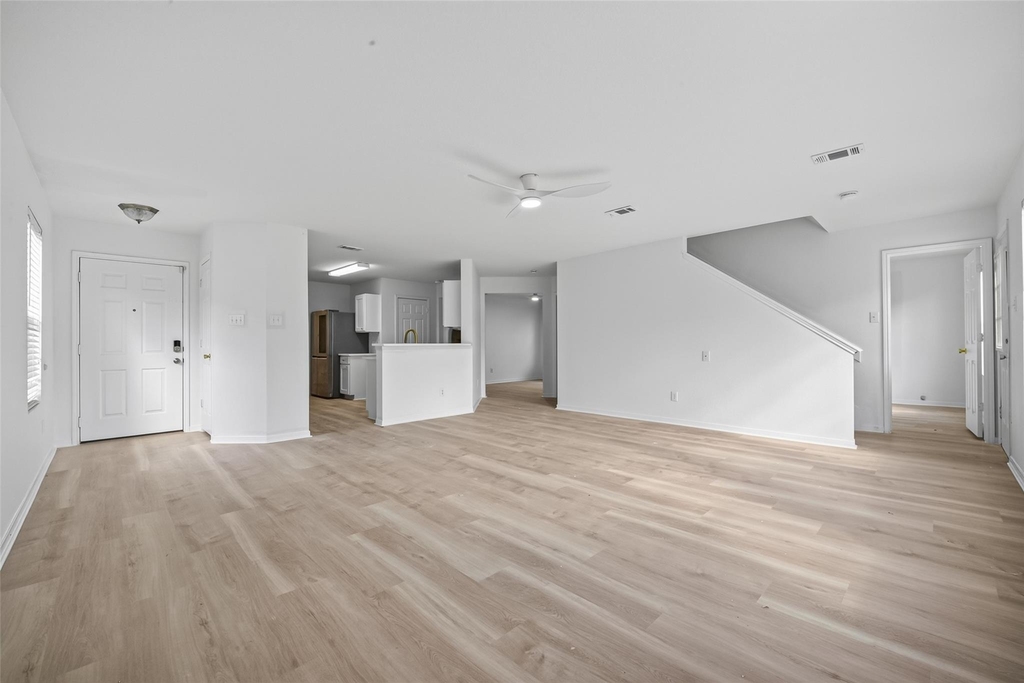 16111 Wisteria Hill Street - Photo 6