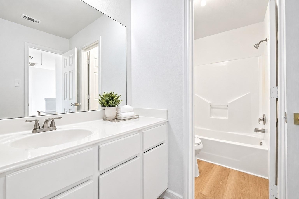 16111 Wisteria Hill Street - Photo 36