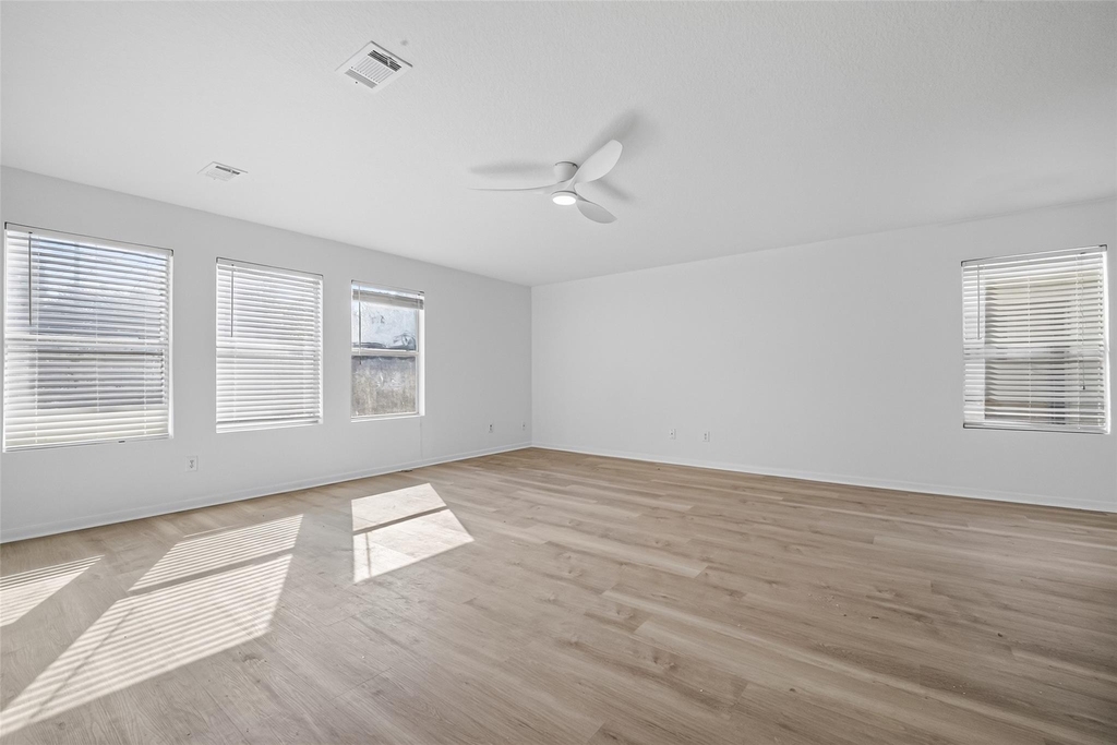 16111 Wisteria Hill Street - Photo 3