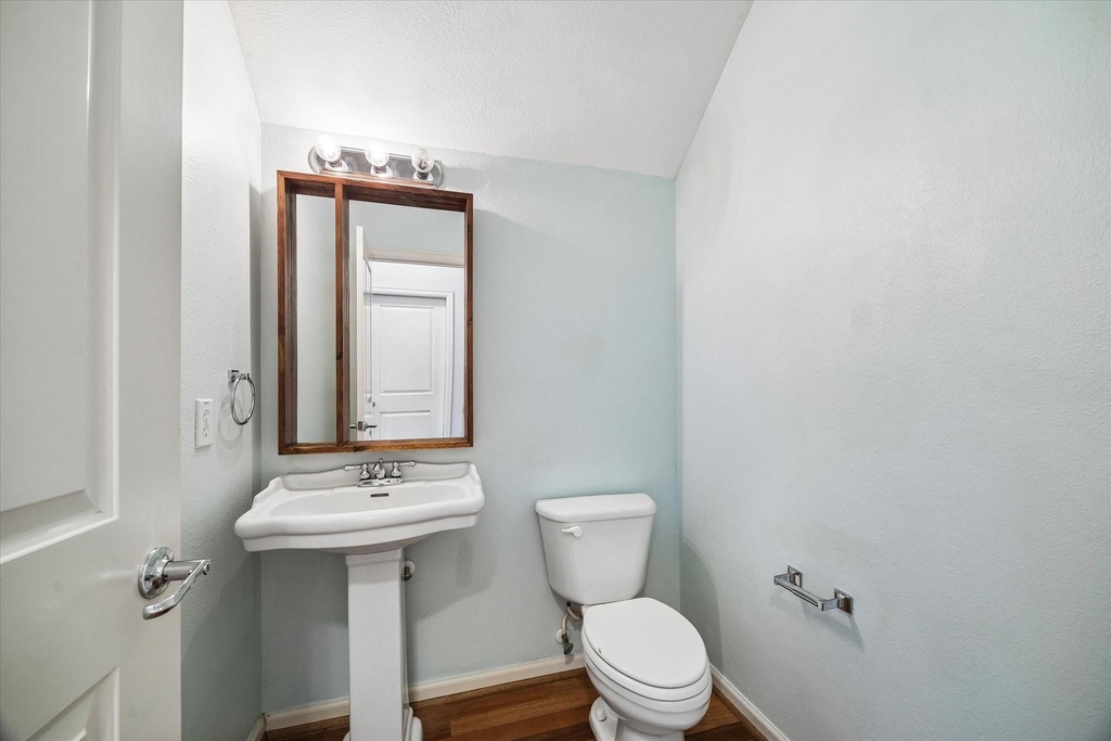 1542 Bevis Street - Photo 20