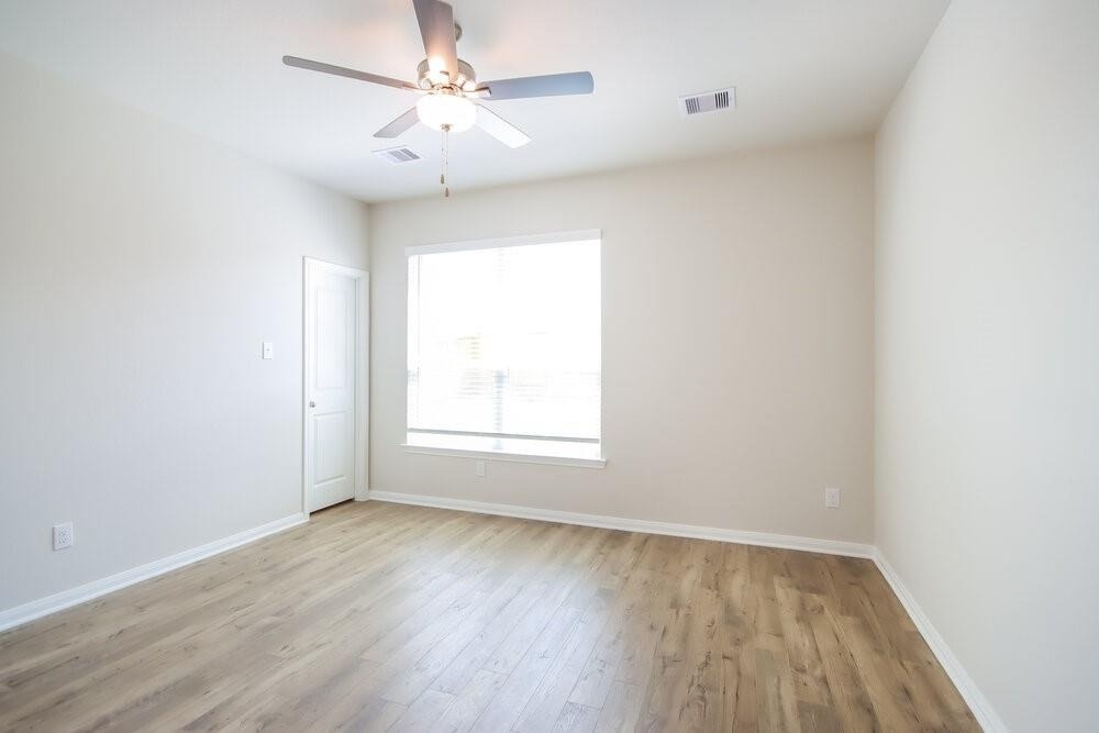 15558 Caramel Springs Drive - Photo 6