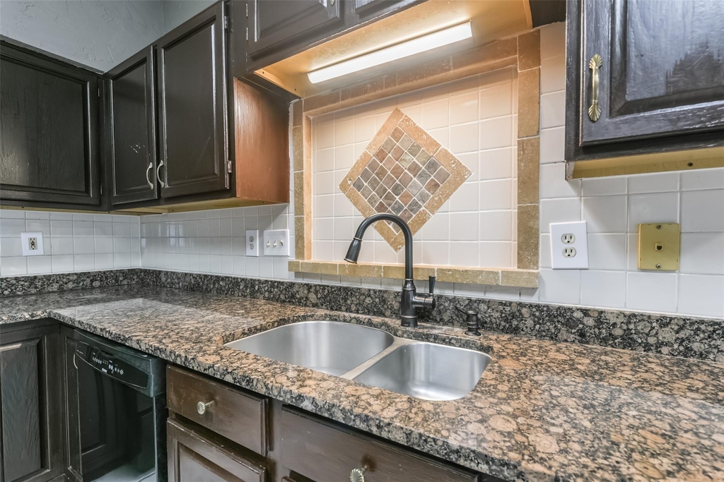 2509 S Mission Circle - Photo 16