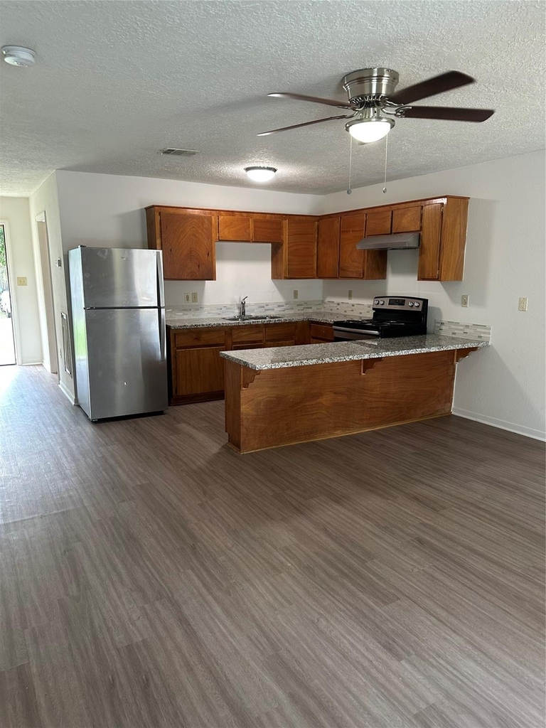 4010 Avenue N - Photo 5