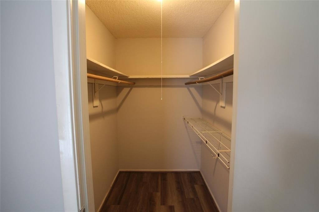 5422 Farley Drive - Photo 9