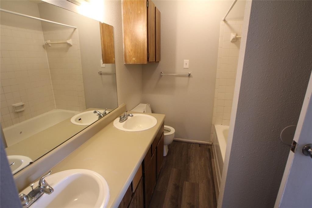 5422 Farley Drive - Photo 7