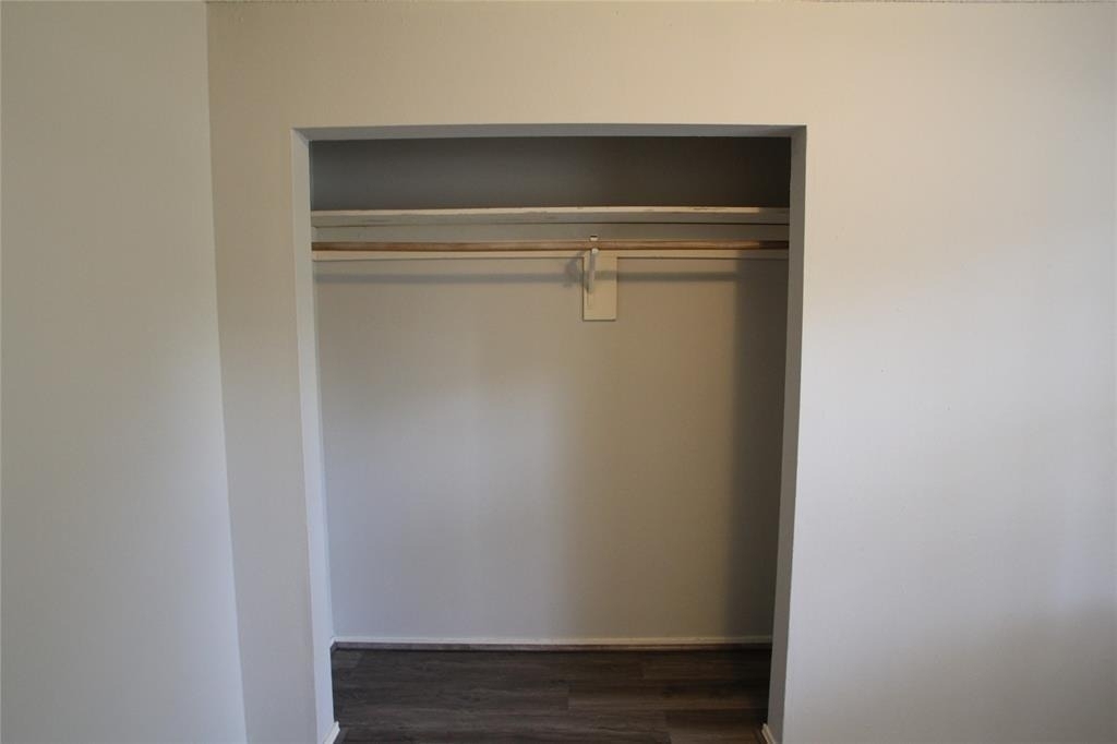 5422 Farley Drive - Photo 10