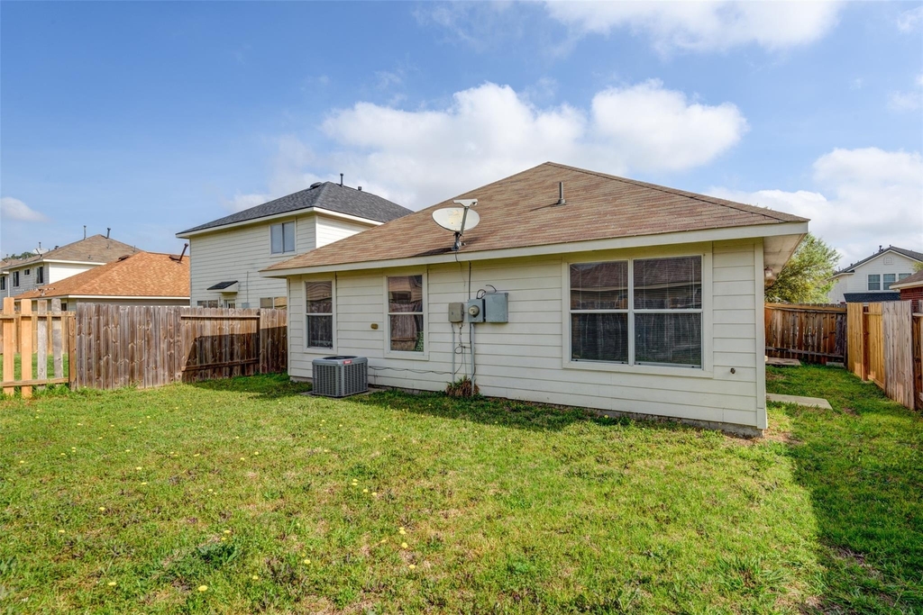 21807 Yucca Tip Lane - Photo 18