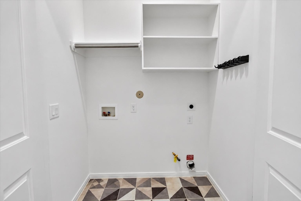 1526 Ojeman Road - Photo 8