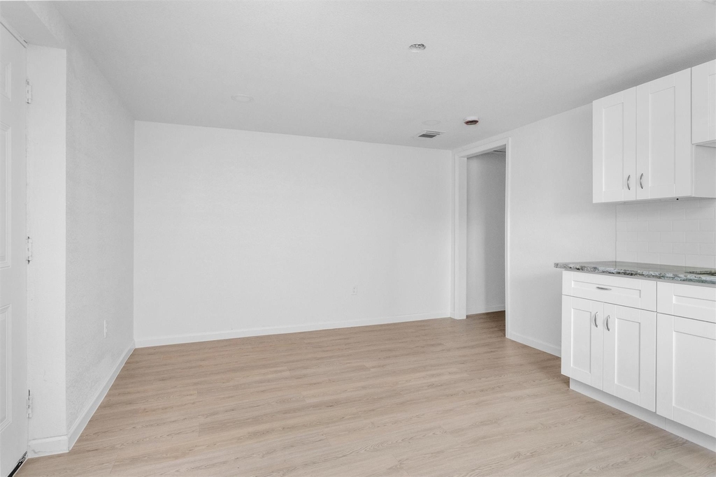 16016 Green Manor Unit B Drive - Photo 5