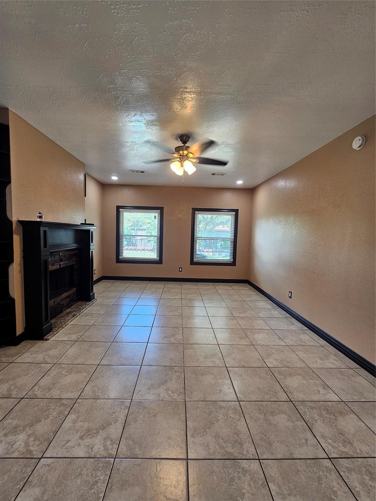 13922 Somersworth Drive - Photo 3